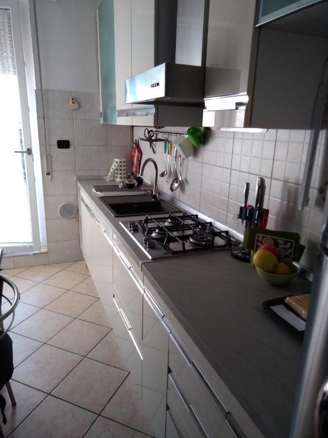 Appartamento Con Terrazzo A Горгонзола Екстер'єр фото