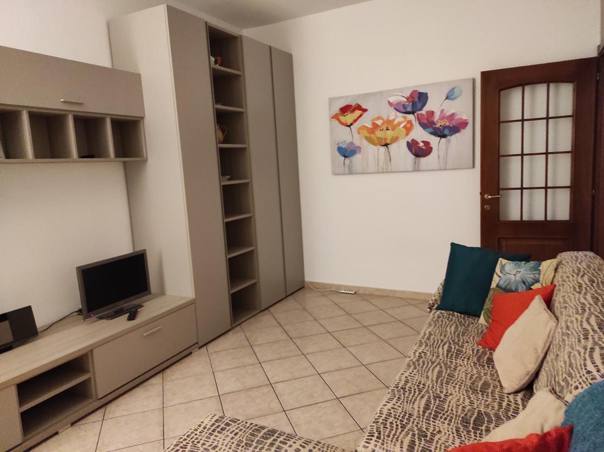 Appartamento Con Terrazzo A Горгонзола Екстер'єр фото