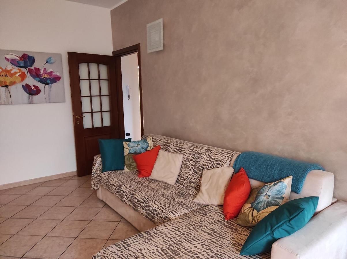 Appartamento Con Terrazzo A Горгонзола Екстер'єр фото